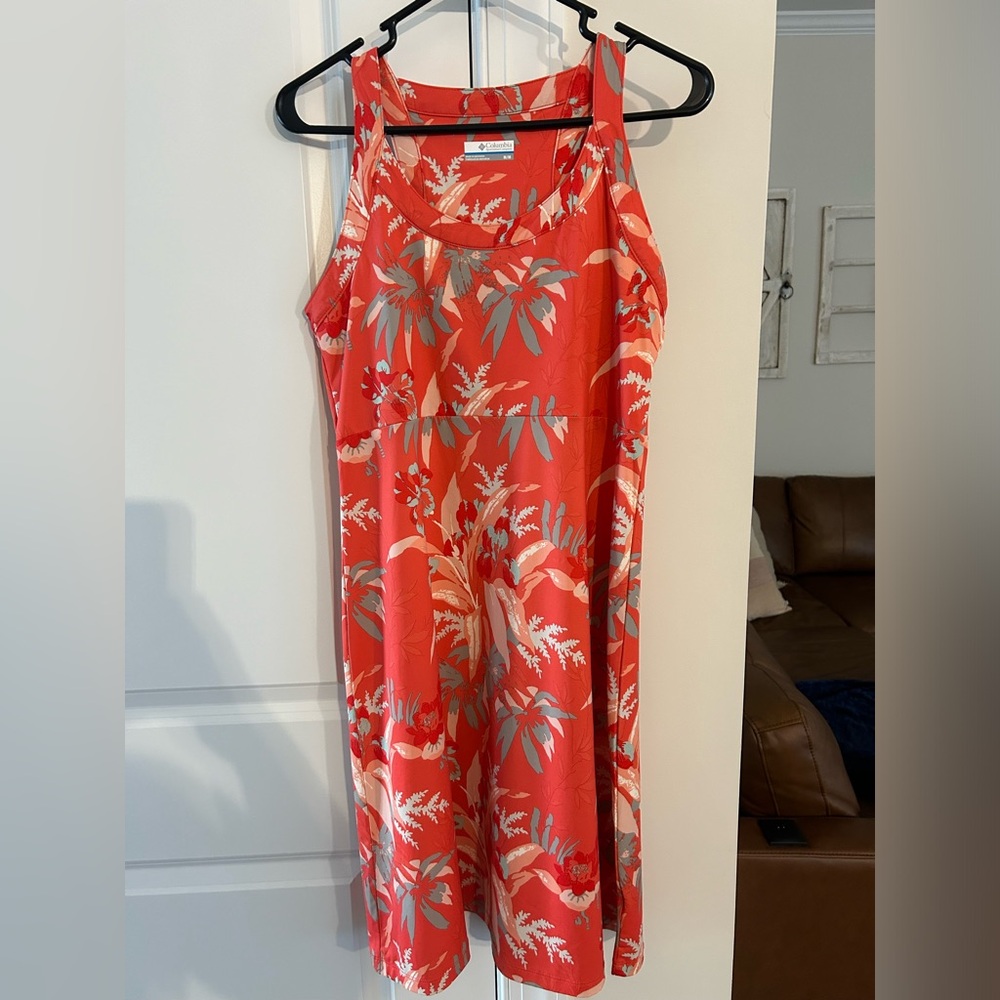 Columbia size medium summer dress